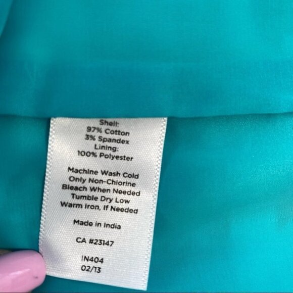 Talbots pencil skirt, midi length in a stretch cotton, floral print, lined - Picture 8 of 8